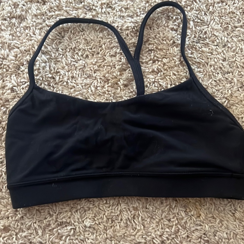 Lululemon Flow Y Nulu Bra *light support* A-C cups